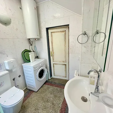 'sea South' Apartment, Super Central, Vintage Style, 1bdr דירה *