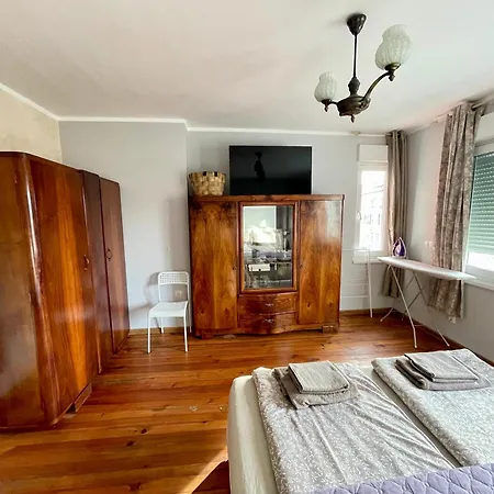 Апартаменты 'sea South' Apartment, Super Central, Vintage Style, 1bdr *