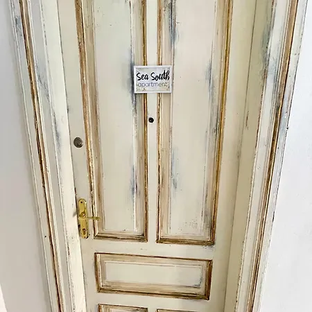 Апартаменты 'sea South' Apartment, Super Central, Vintage Style, 1bdr *